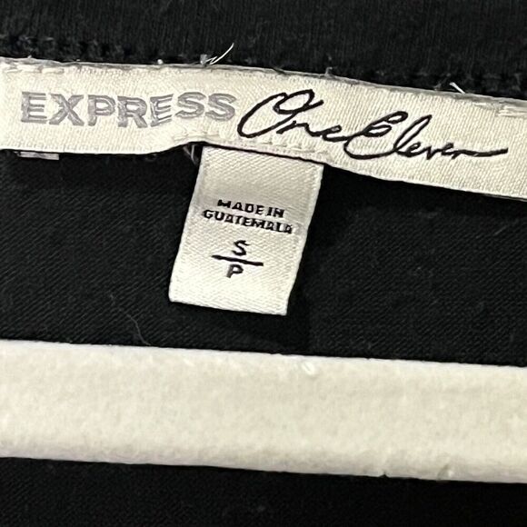 Express One Eleven Womens Skull T‎ Shirt Size XS  Criss Cross V Neck Grunge Goth - Picture 4 of 6